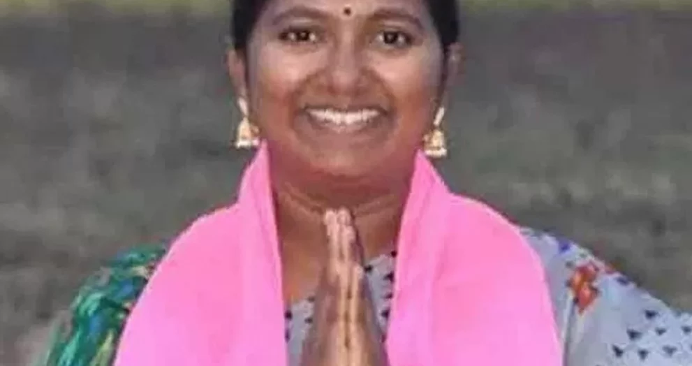 Slain Naxalite daughter Nagajyothi to challenge former Naxalite in Mulugu constituency