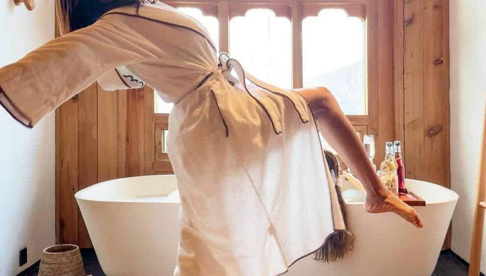 Samantha, Bathroom Queen in Bhutan Bliss